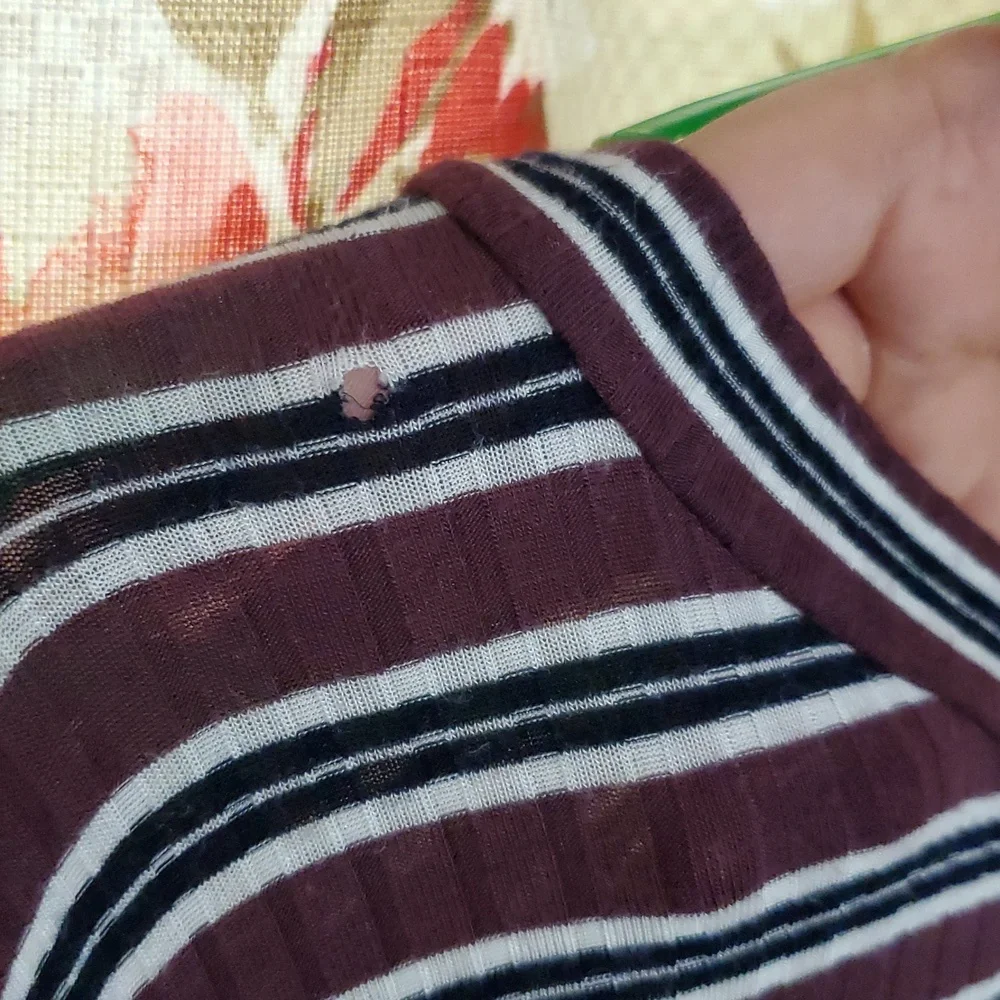 American Eagle Outfitters Black, Maroon and White Striped Top - Picture 7 of 8